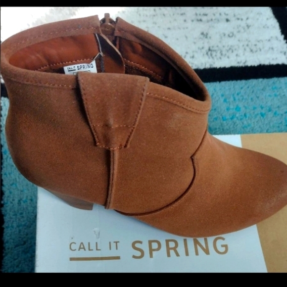 Call It Spring Donatella Boots - Picture 1 of 4